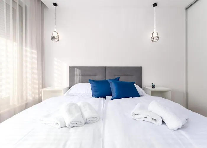 Luxury Semidetached Smokva 1 - Near The Center And Sea - By Traveler Tourist Agency Krk Вилла