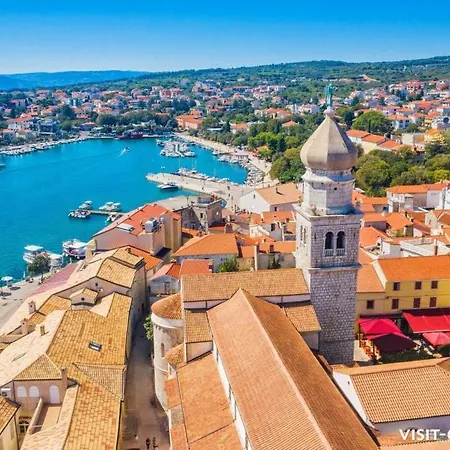 Luxury Semidetached Smokva 1 - Near The Center And Sea - By Traveler Tourist Agency Krk *