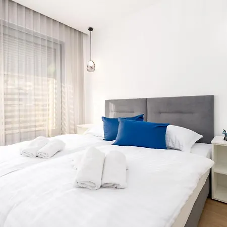 Luxury Semidetached Smokva 1 - Near The Center And Sea - By Traveler Tourist Agency Krk