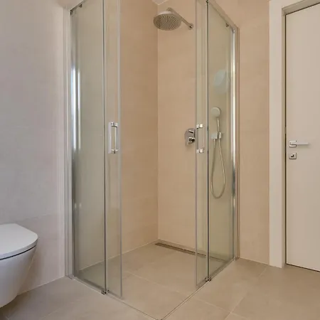 Luxury Semidetached Smokva 1 - Near The Center And Sea - By Traveler Tourist Agency Krk * Krk Town
