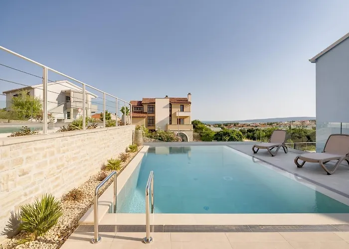 Villa Luxury Semidetached Smokva 1 - Near The Center And Sea - By Traveler Tourist Agency Krk
