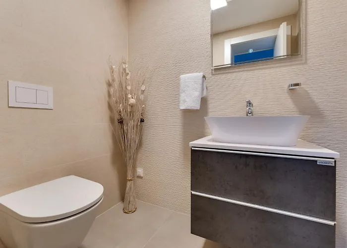 Villa Luxury Semidetached Smokva 1 - Near The Center And Sea - By Traveler Tourist Agency Krk