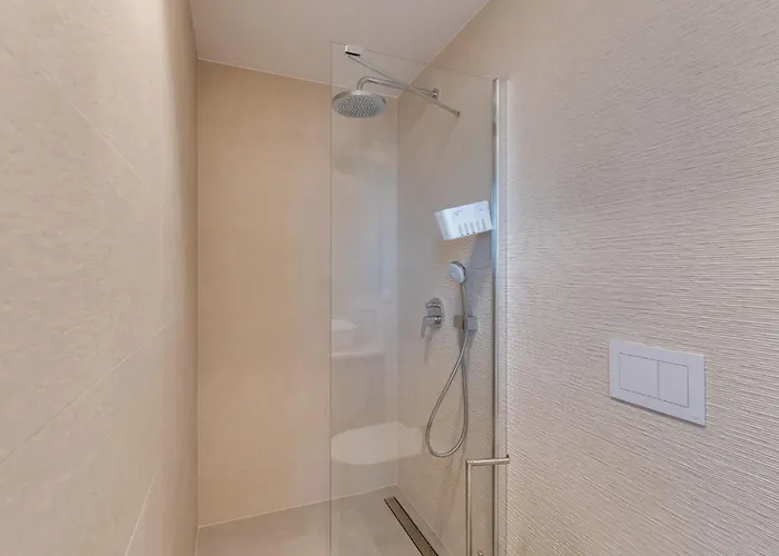 Villa Luxury Semidetached Smokva 1 - Near The Center And Sea - By Traveler Tourist Agency Krk Krk Town